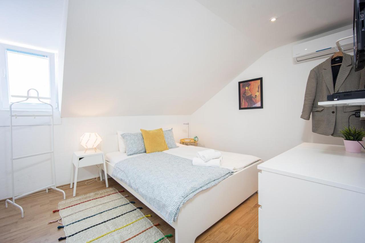 Top-Floor Apartment In Trogir Center Exterior foto